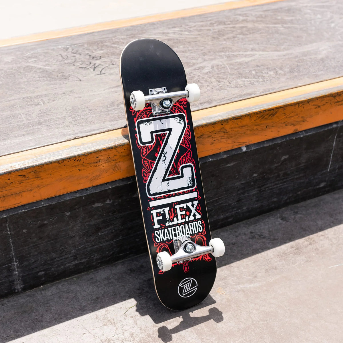 Z-Flex Logo Bold 8.0" Street Complete Skateboard
